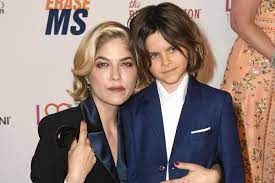 The american actor selma blair has been praised for speaking candidly about having multiple sclerosis. Selma Blair Says Son Describing Her As Brave Through Ms Battle Is One Of Her Proudest Moments The Independent The Independent