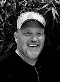 Steven Fink's Instagram, Twitter & Facebook