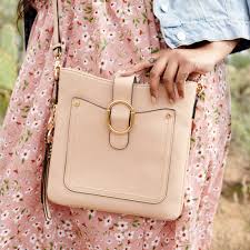 The company is expanding its retail stores with plans to join the global market. 7 Spring Summer Handbags By Canadian Designers Nuvo