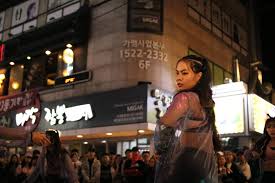 I'm ahsia janaé and i've been a professional dancer for about 8 years. I Went To South Korea To Become A K Pop Idol Backup Dancer