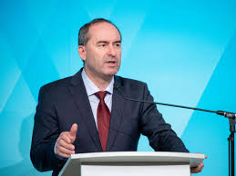 Jun 10, 2021 · hubert aiwanger privat mit freundin tanja schweiger nicht verheiratet: C 1ttgslhynp0m