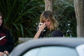 Kate Garraway Claps For Carers As Husband Battles Coronavirus Sound Health And Lasting Wealth Kate garraway's heartbreaking clap for carers as husband battles coronavirus in hospital.