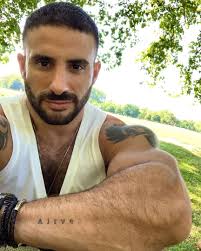 Eliad Cohen - Modelo  GoGo (todo un macho) - Página 155 - Xtasis : Un Foro  de Hombres... para Hombres