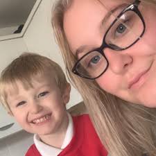 What is the purpose of the chair in Disney Dreamlight Valley?