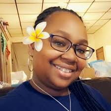 Rhiannon Coles (@rnt814)