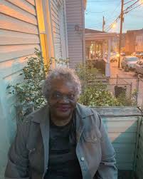 Lucrecia Wright (@crern77) • Instagram photos and videos