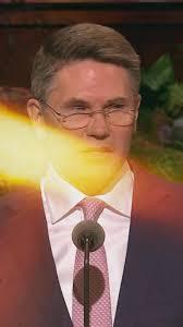 Sabías que el devocional de hoy se grabó en el set donde se grabaron videos  de la Biblia? Reúnete hoy con tus amigos, padres y líderes en la Charla  Mundial para los