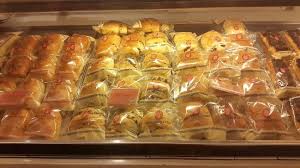 Pt mustika citra rasa adalah jaringan toko roti terkemuka dengan merek dagang yang sudah tidak asing yaitu holand bakery. Holland Bakery Batam Center Ulasan Restoran Tripadvisor