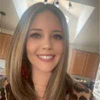 Kara Brooks's Instagram, Twitter & Facebook