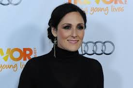 Look: Ricki Lake marries Ross Burningham at seaside wedding