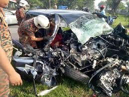 Jenis paten shift kerja di kilang penang. Maut Kereta Bertembung Bas Rapid Penang