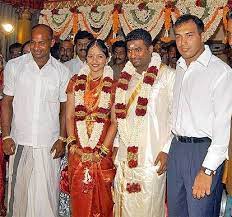 He broke the record of shane warne, muralitharan had previously held the record when he was able to break the record of. Muttiah Muralitharan Wedding Pictures Crickettamasha