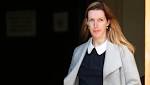  'I am very angry' - Young mother has months to live after smear test missed cancer
