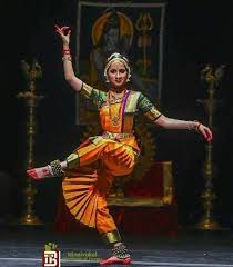 Pin By The Artist S Journey On Dance Of India Dance Of India Bharatanatyam Dancer Dance Paintings