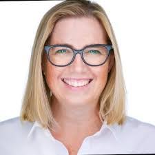 Jessica Degroff's Instagram, Twitter & Facebook