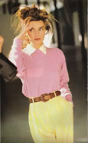 80er Outfits Um Mottopartys Oder Halloween Nacht Zu Tragen Mit Bildern 80er Outfit 80er Jahre Mode 80er Partyoutfit