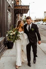 Downtown Spokane Photography Ideas Washington Wedding Finding The Perfect Spot For We Downtown Wedding Wedding Photography Styles Perfect Wedding Pictures