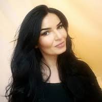 100+ ملفًا شخصيًا يحتوي على “Andreea Coman”