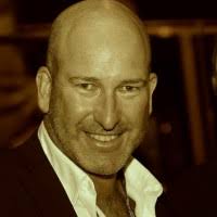 100+ perfiles de «Ewing»