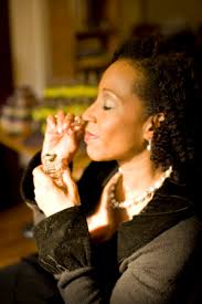 ÇaFleureBon Profiles In American Perfumery: Anu Prestonia of Anu Essentials  + Salon & Scent, Heal & Inspire Draw — anu essentials