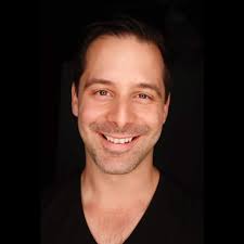 Annesi çok kuralcı olduğundan, babası ise eve geç. Startup Investor Essentialist Explorer Cedric Waldburger