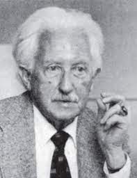 It built upon freud's theory of psychosexual development by drawing parallels in childhood stages while expanding it to include the influence of social dynamics as well as the extension of psychosocial development into adulthood.1 Erik H Erikson Pionier Der Identitatskrise Und Freidenker