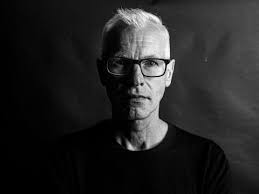 Thomas Labbé hat einen Aufruf für sein Kunstprojekt veröffentlicht, welchen  der DSB gerne unterstützt. Kunstprojekt sucht Schachspielerinnen und  Schachspieler: Wenn Niederlagen Geschichten erzählen Mönchengladbach,  05.09.25