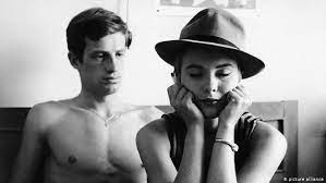 He claimed that french theatre chains were on their knees before hollywood. French Actor Jean Paul Belmondo Dies At The Age Of 88 News Dw 06 09 2021