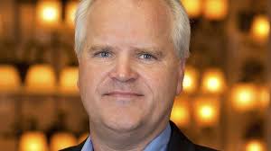 CEO of Mooresville-based Lowe's to step down