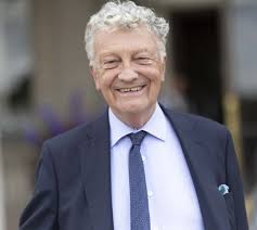 Sir William Shawcross Cvo British Journalist 新闻传媒库存照片- 库存图片| Shutterstock  Editorial