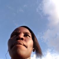 100+ perfiles de «Loy»