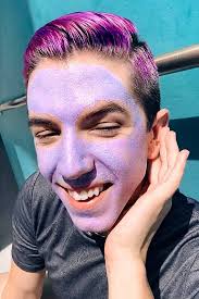 Influenciador de produtos para a pele poderá ficar multimilionário em 2020 