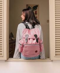 Tas slempang pinggang kulit asli lokal coklat murah. 6 Rekomendasi Tas Wanita Brand Lokal