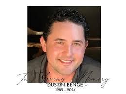 Dustin Benge's Instagram, Twitter & Facebook