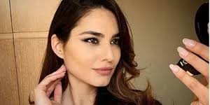 Το γνωστό μοντέλο και κριτής στο greece's next top model φαίνεται πως έχει κιτρινόμαυρα αισθήματα. H Afoplistikh Kai Gemath Xioymor Apanthsh Ths Hlianas Papagewrgioy Gia Th Megalh Myth Ths Thn Paramorfwse Eikones Zwh Iefimerida Gr
