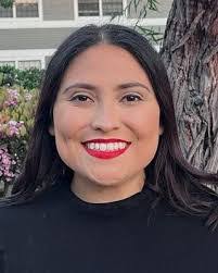 Natalie Flores's Instagram, Twitter & Facebook