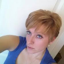 Andrea Kimber's Instagram, Twitter & Facebook