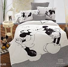 Amazon Com Mickey And Minnie Mouse King Queen Adults Cartoon Bedding Set 4 Pcs Cotton Bed Sheet Linens Doona Du Bed Linen Sets Disney Bedrooms Disney Bedding