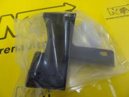 Arka Tampon Tespit Ayagi Kadjar Renault Referans No 850412966r 85 04 129 66r Fiyat Bilgisi Icin Telefon Whatsapp Messenger Veya Mail Yol Tespit Iletisim