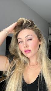 Olivia Morley's Instagram, Twitter & Facebook