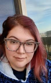 My topper for today! This is my roses stained glass topper! I always forget  how much I love my stained glass toppers. 😜 This one always makes me think  of beauty and