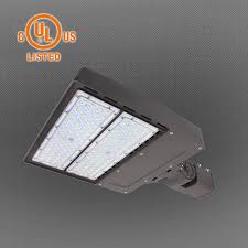 China Ip65 Led Shoebox Light With Meanwell Driver 200w Led Parking Lot Light China Ul Listed Shoebox Light Ip65 Parking Light