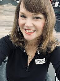 Susan Enloe's Instagram, Twitter & Facebook