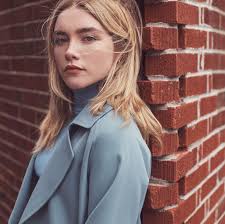Florence pugh has never shied away from defending her relationship with zach braff.in a new interview with the sunday times, pugh explained why she thinks her love life bugs people. Get Ready To See A Lot More Of Midsommar S Florence Pugh Vanity Fair