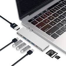 Amazon Com Usb C Hub Adapter For Macbook Pro Accessories 2019 2018 16 15 13 Inch Joygeek 8 In 1 Type C Thunderbolt Adaptor Dock Station With Lighting Charge Hdmi Sd Tf Card Reader Usb C 3xusb