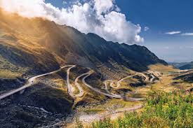 Iată clasamentul celor mai înalte vârfuri montane din lume. Transfagarasanul Cel Mai Frumos Drum Din Lume