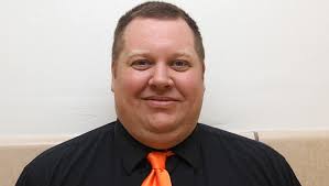 Adam Hoover to coach football at Walton