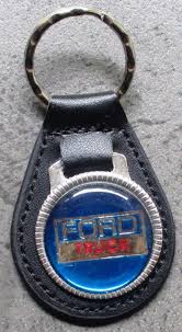 Ce Produit Est De Nouveau En Stock Sur Www Deco Us Com Porte Cle Metal Cuir Ford Truck Bleu Pick Up Automobile Usa Porte Cle Ford Truck Pick Up Porte Cle