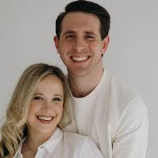 Mitch Freeman's Instagram, Twitter & Facebook