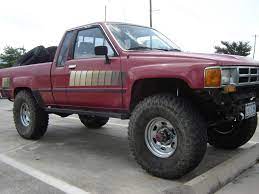 85 Ext Cab Red Truck Build Toyota Tacoma 4x4 Toyota Trucks Toyota Pickup 4x4